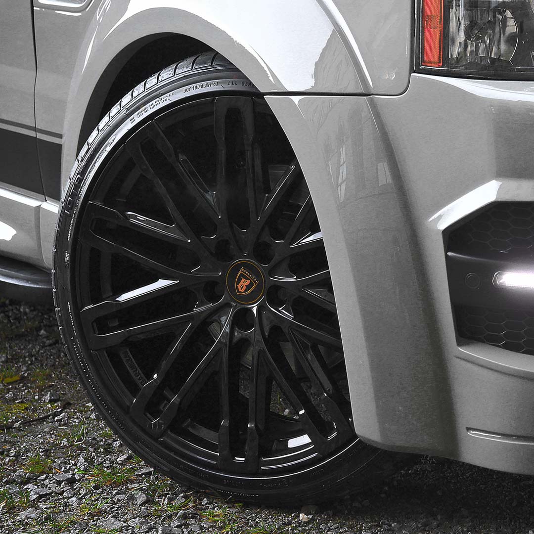 Barugzai Dawn in gloss black, installed on a Range Rover Sport L320 Barugzai build, showcasing stance and spoke flare