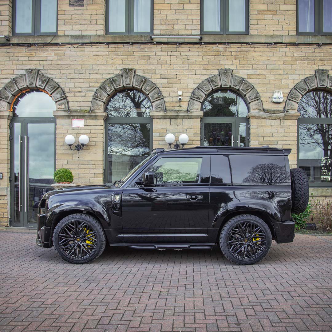 Black Barugzai Falcon Body Kit – Land Rover Defender 90 Side Profile Hero View