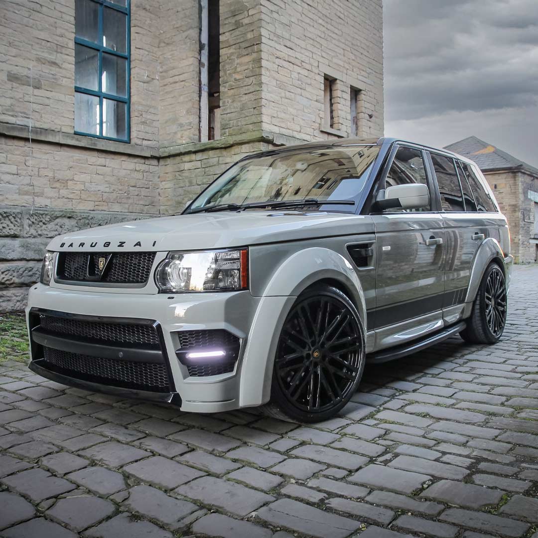 Barugzai Dawn gloss black, fitted to a Barugzai build for the Range Rover Sport L320.