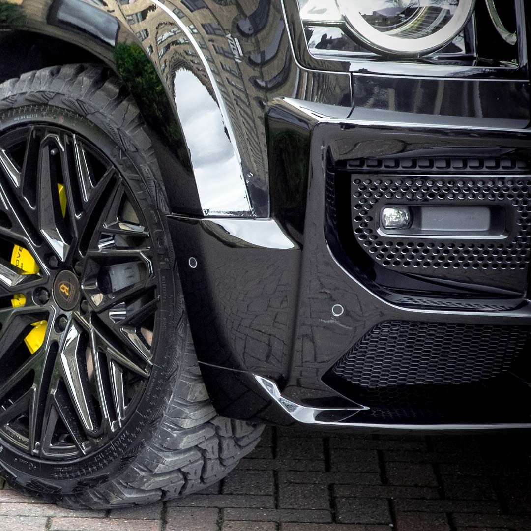 Black Defender 90 Falcon Body Kit – Front Apron and Bumper Styling Detail